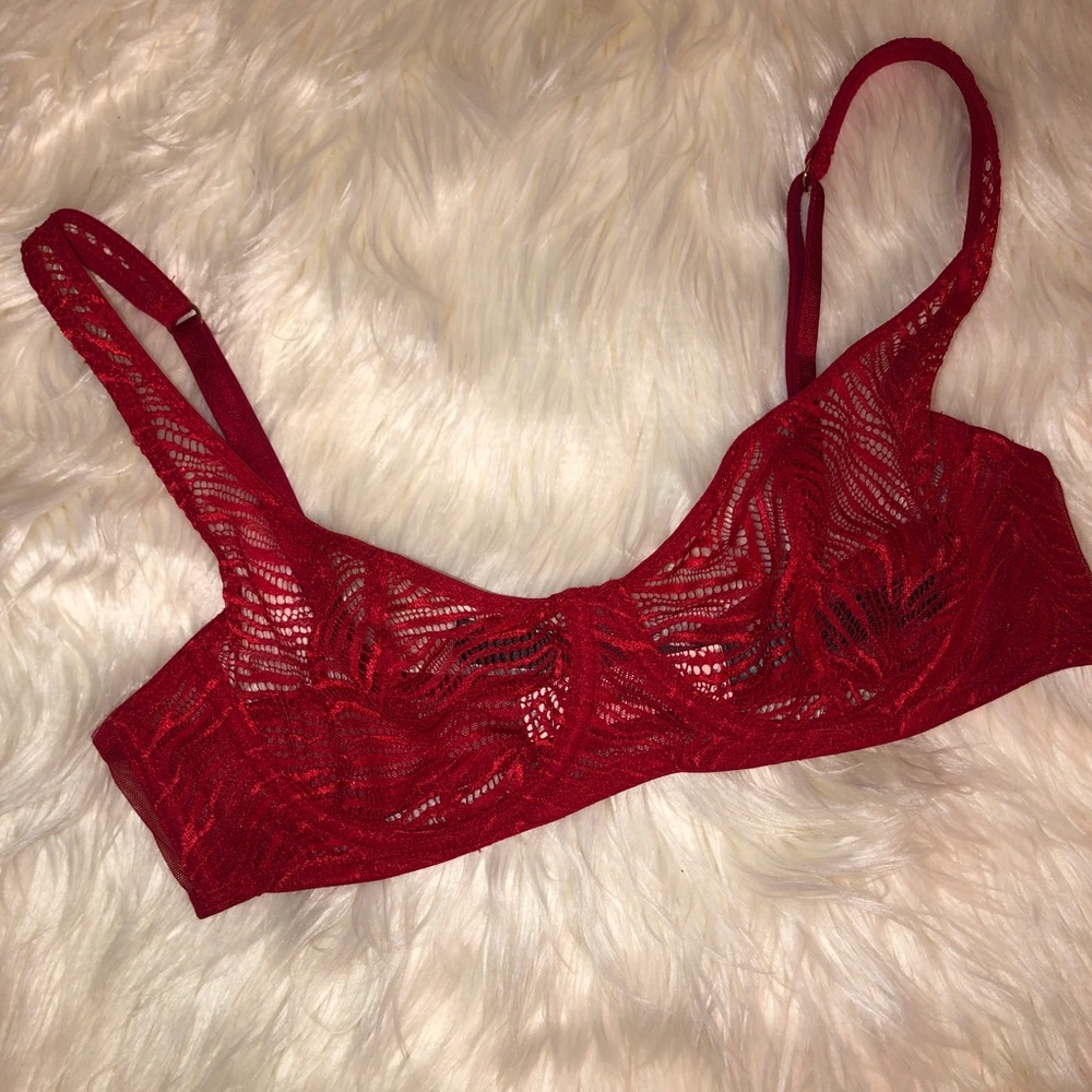 Victoria Secret Bra 34B